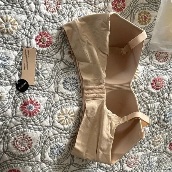 Truekind Women's Beige Comfort Bra - Picture 4 of 6